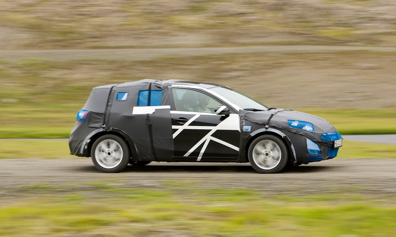 Illustration for article titled 2010 Mazda3 Hatchback Spied By Mazda